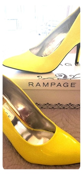 Neon heels - Picture 1 of 1